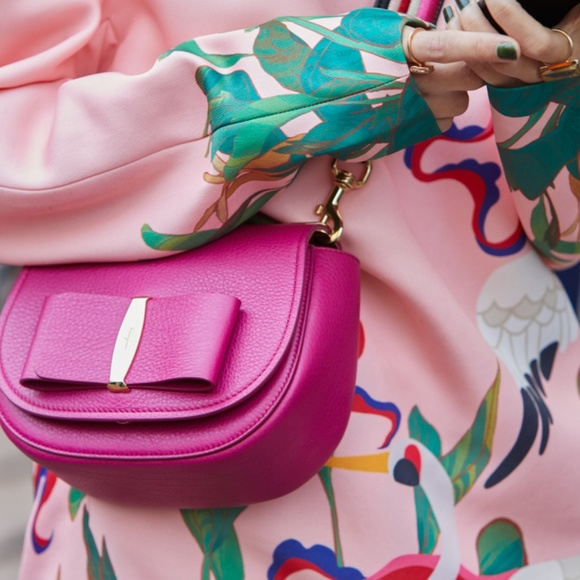 Ladies of Lux Designer Resale & Consignment - Picture 3 of 8